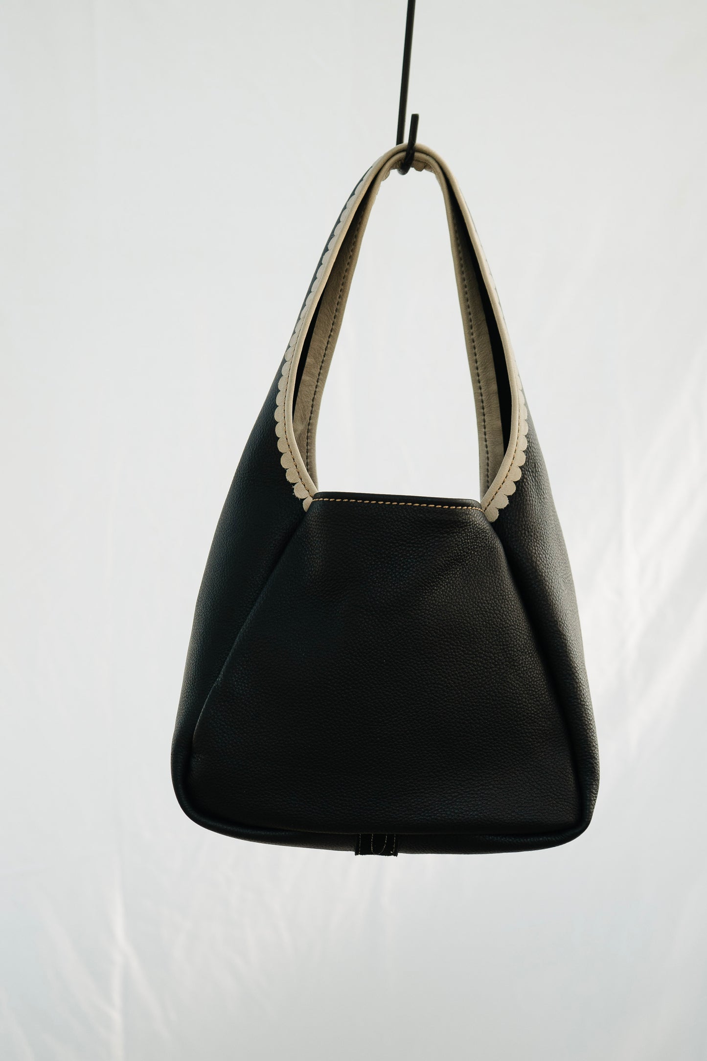 Toro hobo bag
