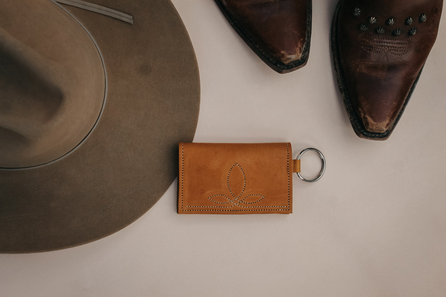 Berkshire wallet - Buckskin